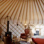 Luxury tent Unieke Yurt In Het Bos Met Jacuzzi En Sauna