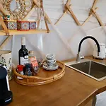Luxury tent Unieke Yurt In Het Bos Met Jacuzzi En Sauna Erp