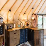 Luxury tent Unieke Yurt In Het Bos Met Jacuzzi En Sauna Erp