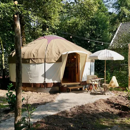 אוהל מפואר Unieke Yurt In Het Bos Met Jacuzzi En Sauna *