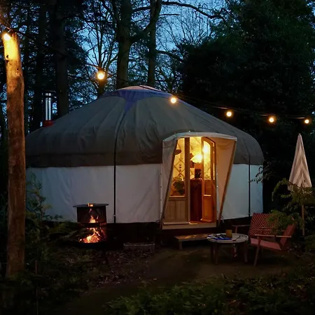 Luxuszelt Unieke Yurt In Het Bos Met Jacuzzi En Sauna