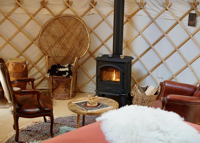 Luxussátor Unieke Yurt In Het Bos Met Jacuzzi En Sauna