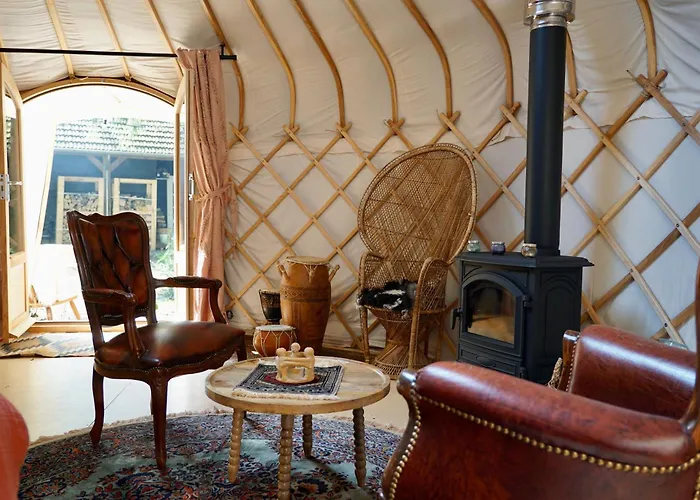 Unieke Yurt In Het Bos Met Jacuzzi En Sauna Luxuszelt Erp