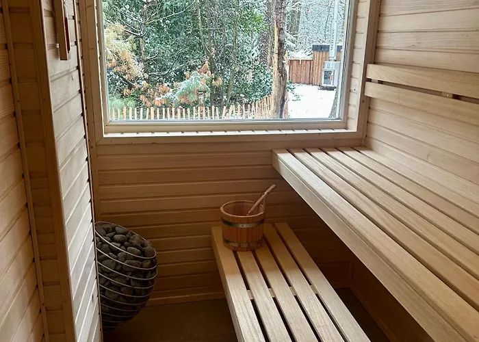 Unieke Yurt In Het Bos Met Jacuzzi En Sauna Erp