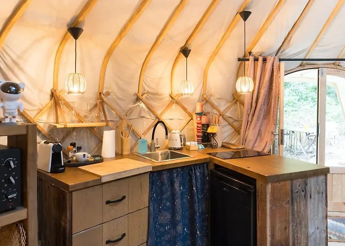 Luxussátor Unieke Yurt In Het Bos Met Jacuzzi En Sauna Erp