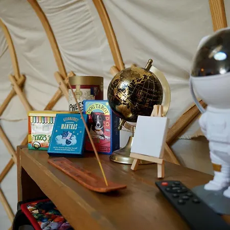 Unieke Yurt In Het Bos Met Jacuzzi En Sauna * Erp