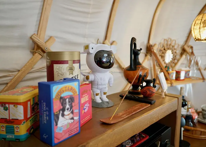 Unieke Yurt In Het Bos Met Jacuzzi En Sauna Эрп