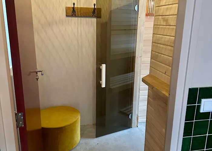 Unieke Yurt In Het Bos Met Jacuzzi En Sauna Роскошный шатер Эрп