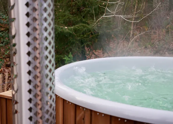 Unieke Yurt In Het Bos Met Jacuzzi En Sauna Роскошный шатер *